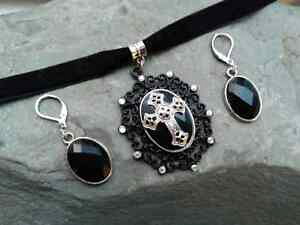 �y���������z�A�N�Z�T���[�@�l�b�N���X�@�N���X�S�V�b�N�r�N�g���A�r���[�h�Z�b�g�l�b�N���X�`���[�J�[�J���[ornata filigrana croce vittoriano gotico nero collana girocollo colletto di velluto set