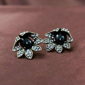 yzANZT[@lbNX@stCh|egt[gCOorecchini a perno patatine fritte fiore cristallo nero retr antico matrimonio