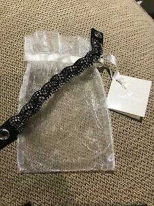 yzANZT[@lbNX@uXbgXtXL[bracciale swarovski bn