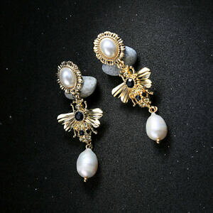 【送料無料】アクセサリー ネックレス イヤリングクリップホワイトorecchini clip candeliere ape insetto nero perle coltivazione bianco a29