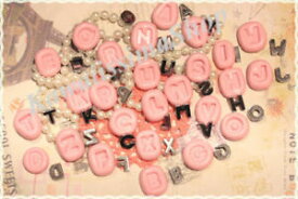 【送料無料】アクセサリー　ネックレス　シリコーンゴムバッチセットstampi gomma siliconica set 26 lettere lotto 26pz fimo cernit formine