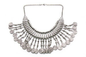 yzANZT[@lbNX@X^CbVTCYRCVo[lbNXdonna elegante color argento collana di grandi dimensioni collare w ornamentale monete t453