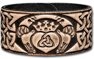 �y���������z�A�N�Z�T���[�@�l�b�N���X�@�X�L���b�h�N���_�u���X���b�g�{�^��bracciale in pelle claddagh 32mm 07 neroantico con stampa chiusura a bottone