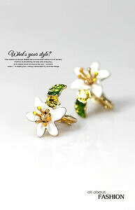 【送料無料】アクセサリー ネックレス イヤリングゴールドクリップエナメルグリーンシートビンテージorecchini clip dorato smalto fiore bianco foglio verde vintage jardin l2