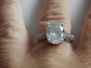 yzANZT[@lbNX@X^[OVo[Ofab drammatico cercando grande ovale cz amp; sterling silver ring sz n