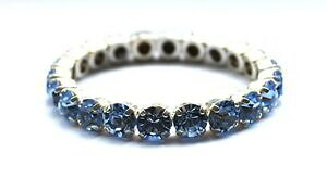 yzANZT[@lbNX@GgXtXL[NX^CgTt@CAKXejXuXbgluce vetro zaffiro bracciale tennis realizzata con elementi swarovski crystal
