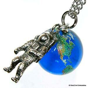 yzANZT[@lbNX@lbNXy_gKXplanet earth amp; collana con pendente astronauta 22mm vetro marmo mondo globo