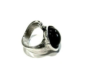 �y���������z�A�N�Z�T���[�@�l�b�N���X�@bijou alliage argent bague crateur cyclon lucite noire taille aux choix