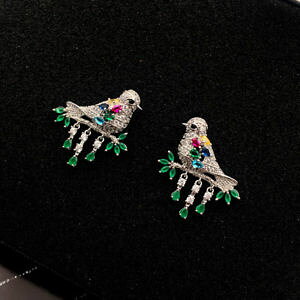 �y���������z�A�N�Z�T���[�@�l�b�N���X�@�}���`�J���[���F�[���G�����[�hboucles doreilles petit oiseau multicolore vert emeraude plaqu or cz g6 81