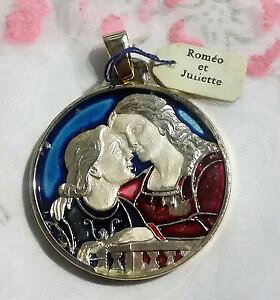 �y���������z�A�N�Z�T���[�@�l�b�N���X�@���i�R���~�I�W�����G�b�gancien pendentif medaille bijou orlumine ra monaco romeo et juliette t151