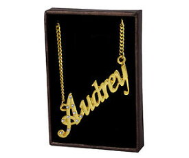 【送料無料】アクセサリー　ネックレス　オードリーネックレスペンダントデザイナーcollana con nome audrey 18k placcato oro pendente ragazza designer compleanno