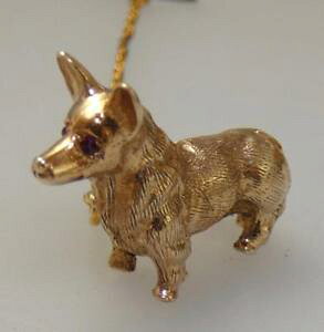 yzlbNX@S[hR[M[u[`AWXgr[h9ct gold corgi dog brooch amethystruby eyes london 1975 lovely heavy quality