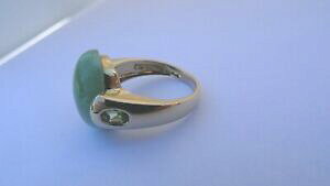 yzlbNX@\bhS[hqXCOTCYANThCgsolid 14ct gold jade ring size ,o, with alexandrite to each shoulder