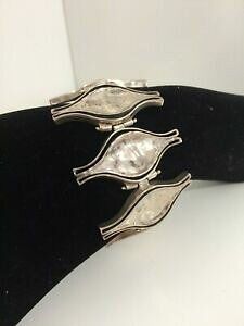 yzlbNX@Be[Wvintage hand made silver bracelet