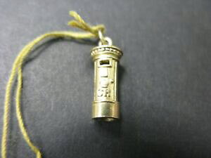 �y���������z�l�b�N���X�@�S�[���h�|�X�g�{�b�N�X�S�[���h�O����9 ct gold post box charm fully hallmarked 9ct gold approx 2 grammes weight