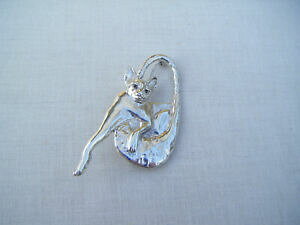 yzlbNX@X^[OVo[u[`hre[Wvintage large sterling silver beautiful cat brooch hallmarked dwk london 1991
