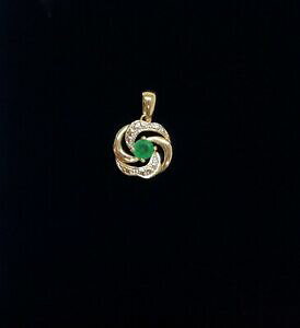 �y���������z�l�b�N���X�@�G�������h�y���_���g9ct�C�F���[�S�[���h15mm 08�O����fine emerald pendant 9ct yellow gold length 15 mm 08 grams