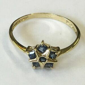 yzlbNX@CG[S[hTt@CANX^hXOTCYlovely solid 9ct yellow gold sapphire cluster dress ring size n