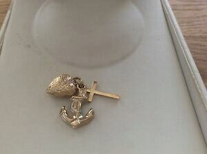 �y���������z�l�b�N���X�@�S�[���h�`�����e�B�[�y���_���g9ct gold faith, hope amp; charity pendantcharm