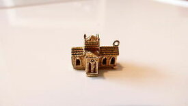 【送料無料】ネックレス　ヴィンテージイエローゴールドウェディングチャペルリングvintage 1965 9ct yellow gold charm wedding chapelchurch rings inside 57g