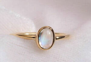 yzlbNX@\bhS[hO[Xg[OOt@CO18k solid gold ring~moonstone ring~gemstone ring~wedding ring~fine ring~sjr0982