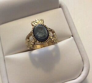 �y���������z�l�b�N���X�@�Z���`�����I���b�h�N���_�����Obeautiful ladies fully hallmarked solid 9ct centurion haematite claddagh ring