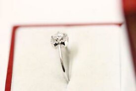 【送料無料】ネックレス　ホワイトゴールドリング18ct750 sparkling attractive white gold ring *boxed*