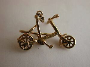 �y���������z�l�b�N���X�@�r���e�[�W�S�[���hlovely vintage 9ct hallmarked gold fully articulated four way bicycle charm