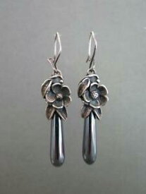 【送料無料】ネックレス　ヴィンテージアールヌーボーシルバーイアリングvintage art nouveau silver drop hematite earrings flower details