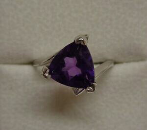 yzlbNX@JbgAWXgOzCgS[hTCYOfine trillion cut amethyst ring 9ct white gold size o us 7 34 grams