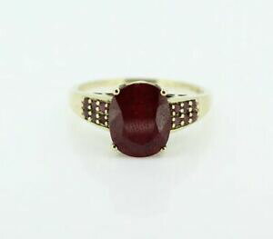 yzlbNX@CG[S[hr[NX^O9ct yellow gold ruby cluster ring