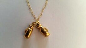 【送料無料】ネックレス　ペンダントゴールドソリッドボクシンググローブペンダントチェーンpendant 9ct gold solid boxing gloves charm pendant chain lovely