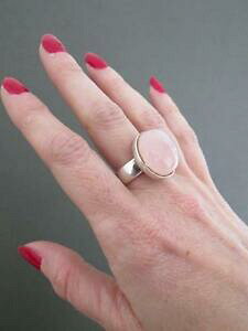 yzlbNX@re[WX^[OVo[[YNH[c_jXgOvintage sterling silver rose quartz crystal modernist ring