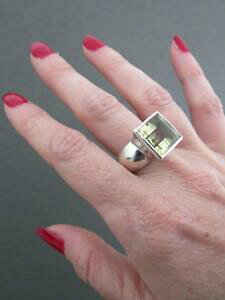 �y���������z�l�b�N���X�@�r���e�[�W�V���o�[�V�g�������_�j�X�g�����Ovintage silver citrine modernist ring