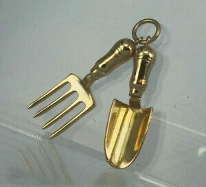yzlbNX@\bhS[htH[Ny_gunusual rare 9ct solid gold gardening trowel amp; fork charm or use as pendant