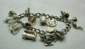 【送料無料】ネックレス　197012リンク1970s silver curb link bracelet with twelve silver charms