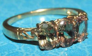 �y���������z�l�b�N���X�@�C�G���[�S�[���h�����O�T�C�Ysecondhand 9ct yellow gold 3 stone oval brown sphene ring size n