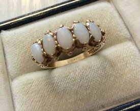 【送料無料】ネックレス　レディースビンテージctオパールリングbeautiful quality ladies vintage fully hallmarked 9ct five stone opal ring o