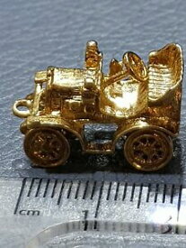 【送料無料】ネックレス　mooving9ctビンテージカー9ct gold vintage car charm , with mooving wheels