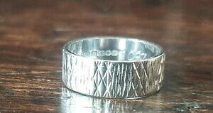 yzlbNX@18ctzCgS[hTCYnp^[sw[J[523gbeautiful heavy 18ct white gold patterned wedding ring size n samp;w maker 523g