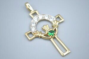 �y���������z�l�b�N���X�@9ctcz claddagh�N��9ct gold cz claddagh cross