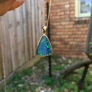 �y���������z�l�b�N���X�@�I�[�X�g�����A�_�u���b�g�I�p�[��k�S�[���h�X�p�[�N�y���_���g��100 australia doublet opal sparking colors 9k gold pendant 1091cts 5247