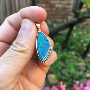 �y���������z�l�b�N���X�@�I�[�X�g�����A�_�u���b�g�I�p�[��k�S�[���h�X�p�[�N�y���_���g��100 australia doublet opal sparking colors 9k gold pendant 1115cts 5248