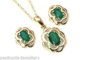 �y���������z�l�b�N���X�@�S�[���h�Z���e�B�b�N�O���[���y���_���g�C�������O�Z�b�g�{�b�N�X9ct gold celtic green agate pendant and earring set made in uk gift boxed