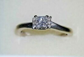 【送料無料】ネックレス　プリンセスラウンドカットクロス*stunning* 9ktwg 025ct princessround cut crossover engagement ring