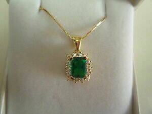 yzlbNX@{bNX`F[y_gGh 9k box chain 18 amp; pendant rectangle shaped green emerald stone white zirc