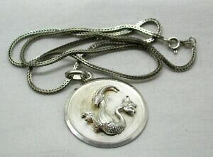 yzlbNX@X^CbVwr[\bhVo[JvR[X^[TCy_g`F[stylish heavy solid silver large capricorn star sign pendant and chain