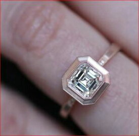 【送料無料】ネックレス　ホワイトカットベゼルスターリングシルバー2ct white asscher cut moissanite bezel set engagement ring 925 sterling silver