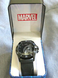 yz@rv@Y{bNXmarvel avengers assemble mens wristwatch watch accutime in box