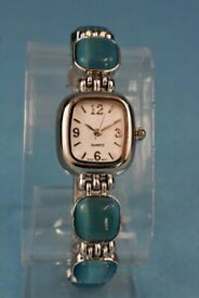 【送料無料】　腕時計　エイボンアクセントボックスblue gem accented watch by avon silvertone wblue stones no box